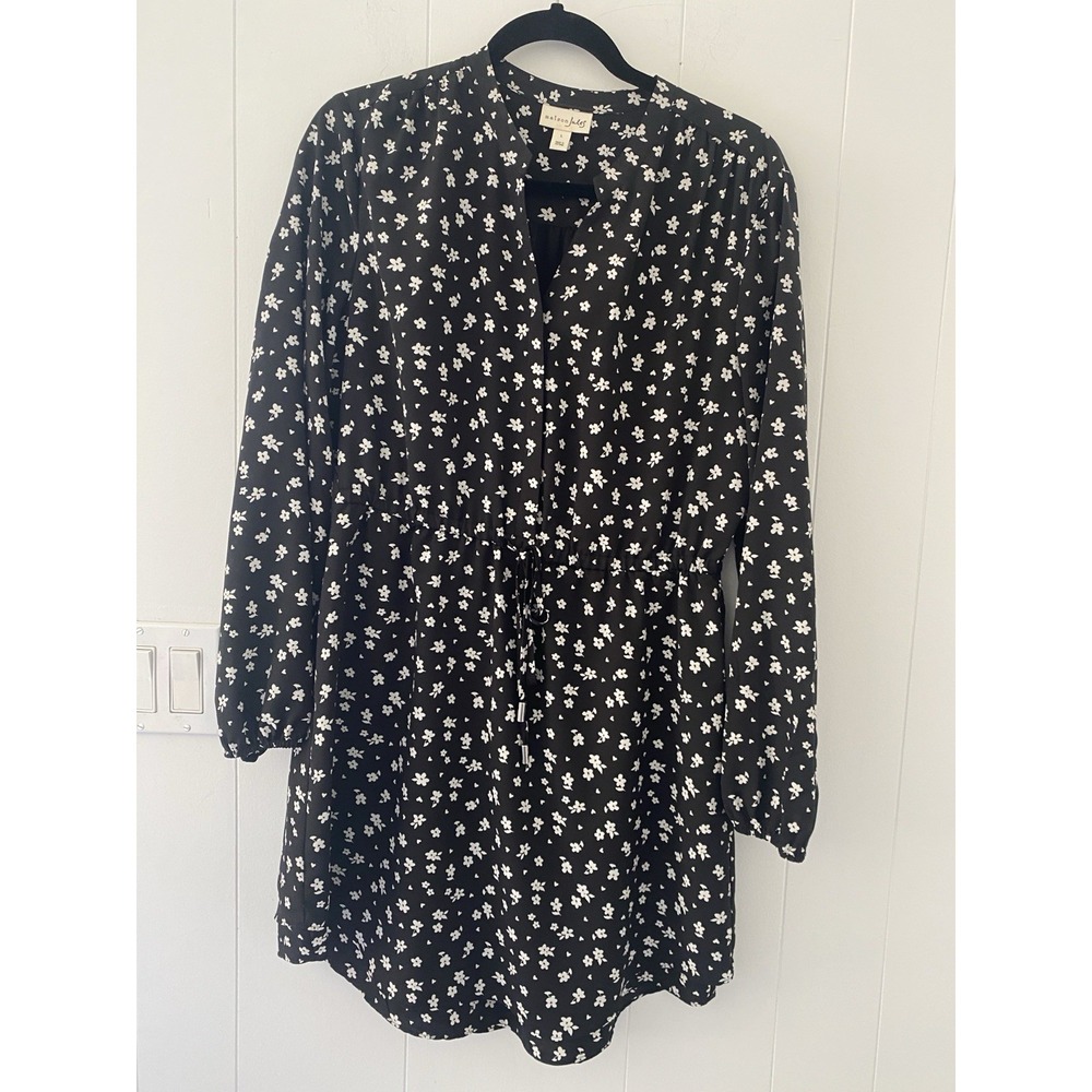 Maison Jules Printed Black & White Floral Dress Split Neckline Waist Tie Sz L